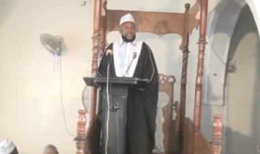 KHUTBAH "AYATUL KURSIYYU DA MA'ANARTA DA FALALARTA"