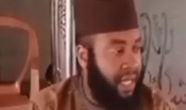 MAHAIFIYAR SHI TA HAIFE SHI BAYAN TA MUTU